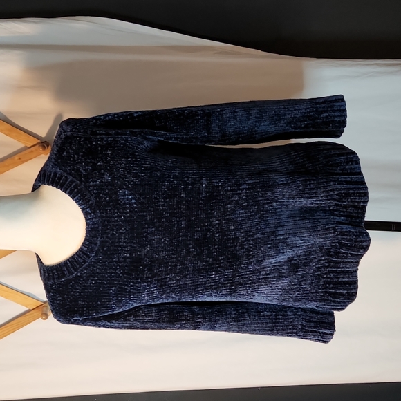 Orvis Sweaters - ❤️Orvis Women's Deep Blue Chenille Chunky Sweater Small